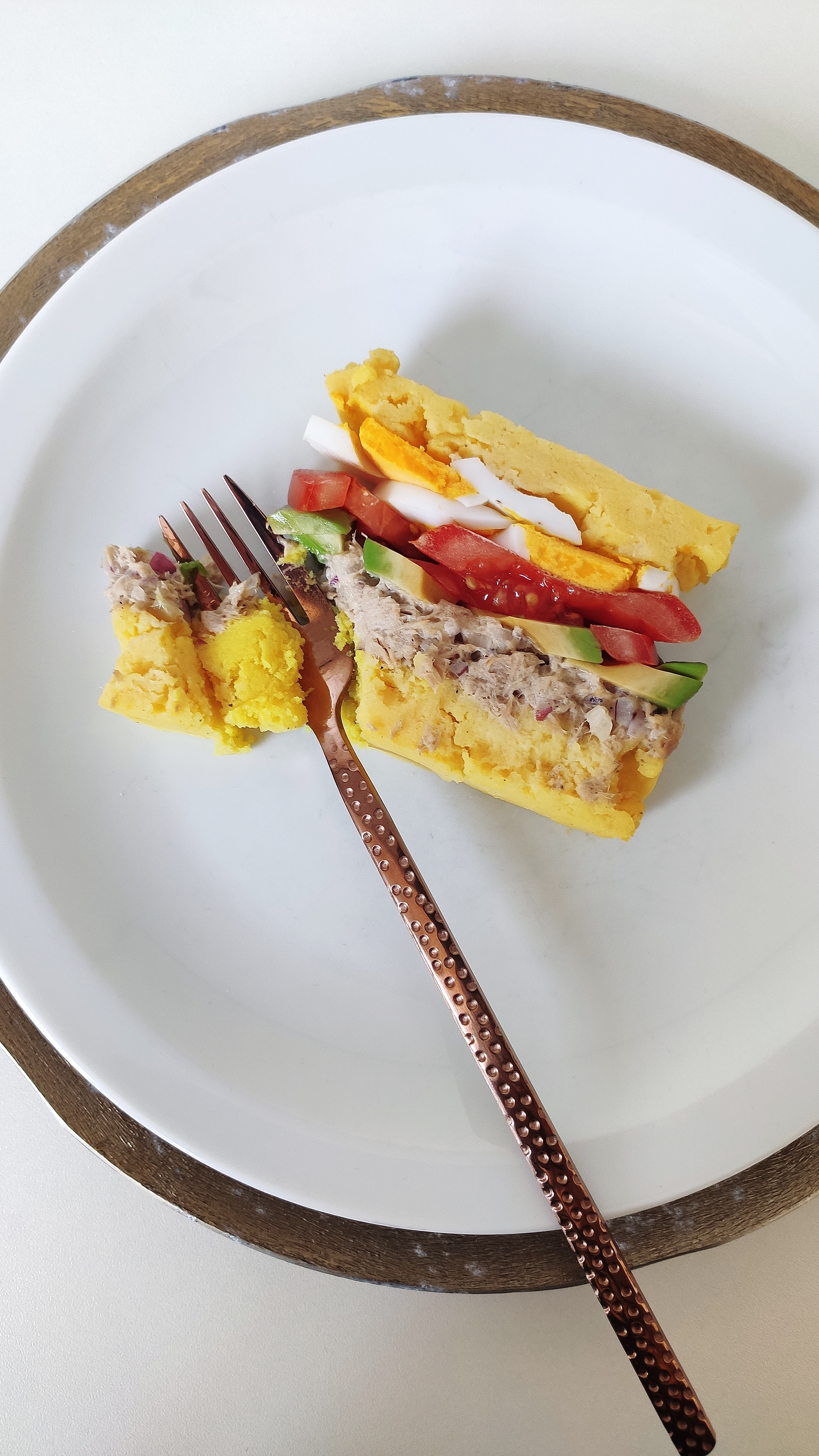 Causa limeña rellena